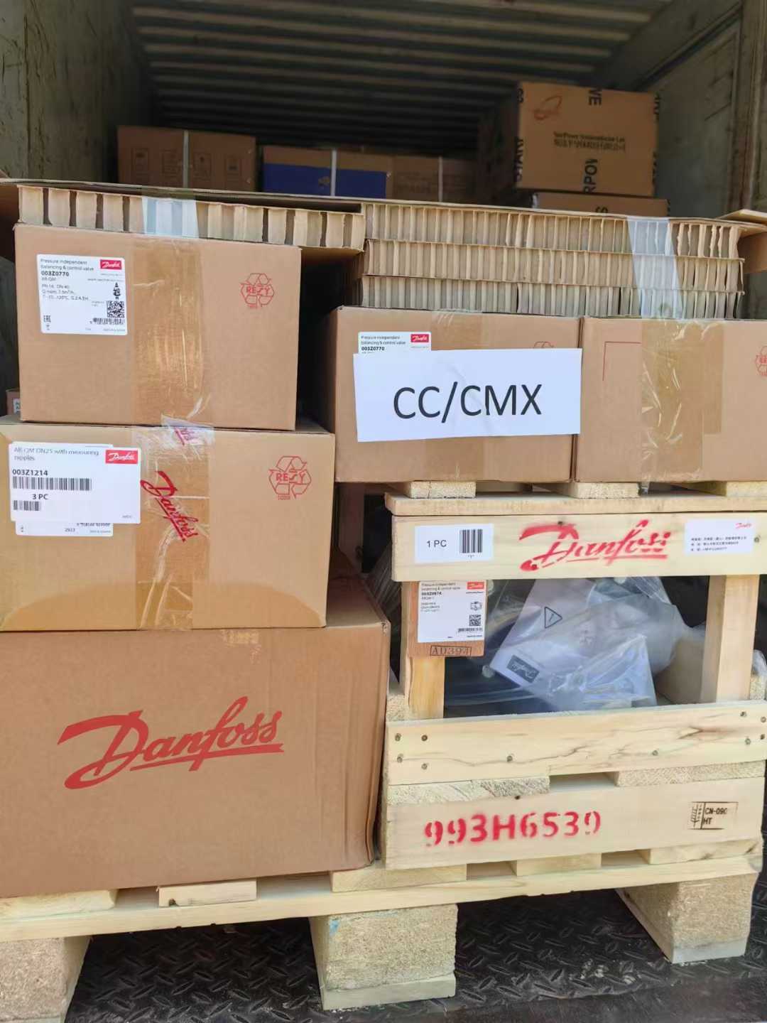 Danfoss FC-302P1K5T5E20H2XGXXXXSXXXXAXBXCXXXXDX 131B0077 – Biến tần VLT AutomationDrive FC 302 1.5kW