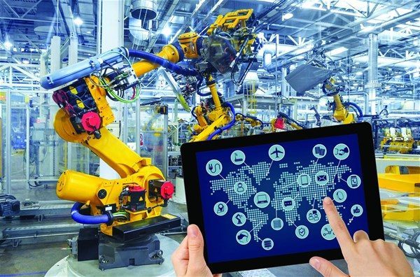 Xu hướng tự động hoá nhà máy 2026: PLC và HMI thế hệ mới