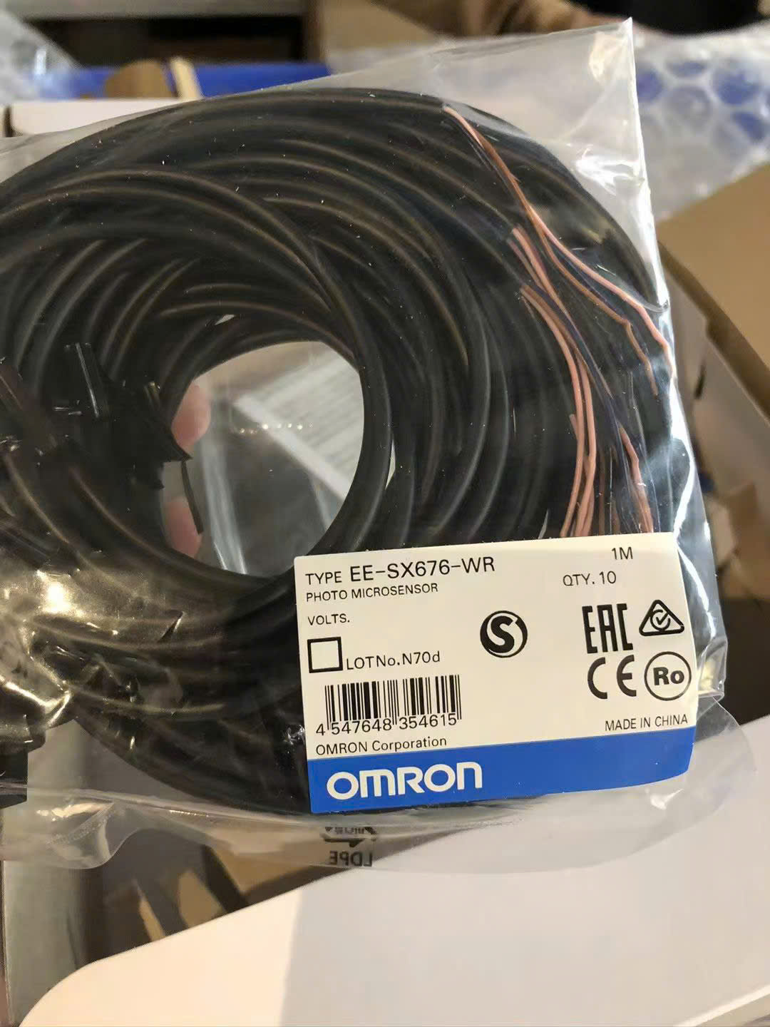 Cảm biến tiệm cận