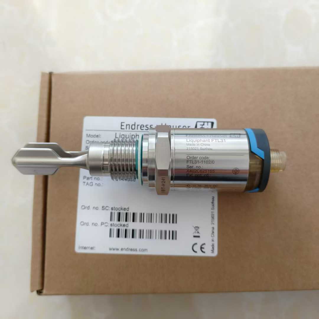 Bộ thu và chuyển đổi tín hiệu phóng xạ